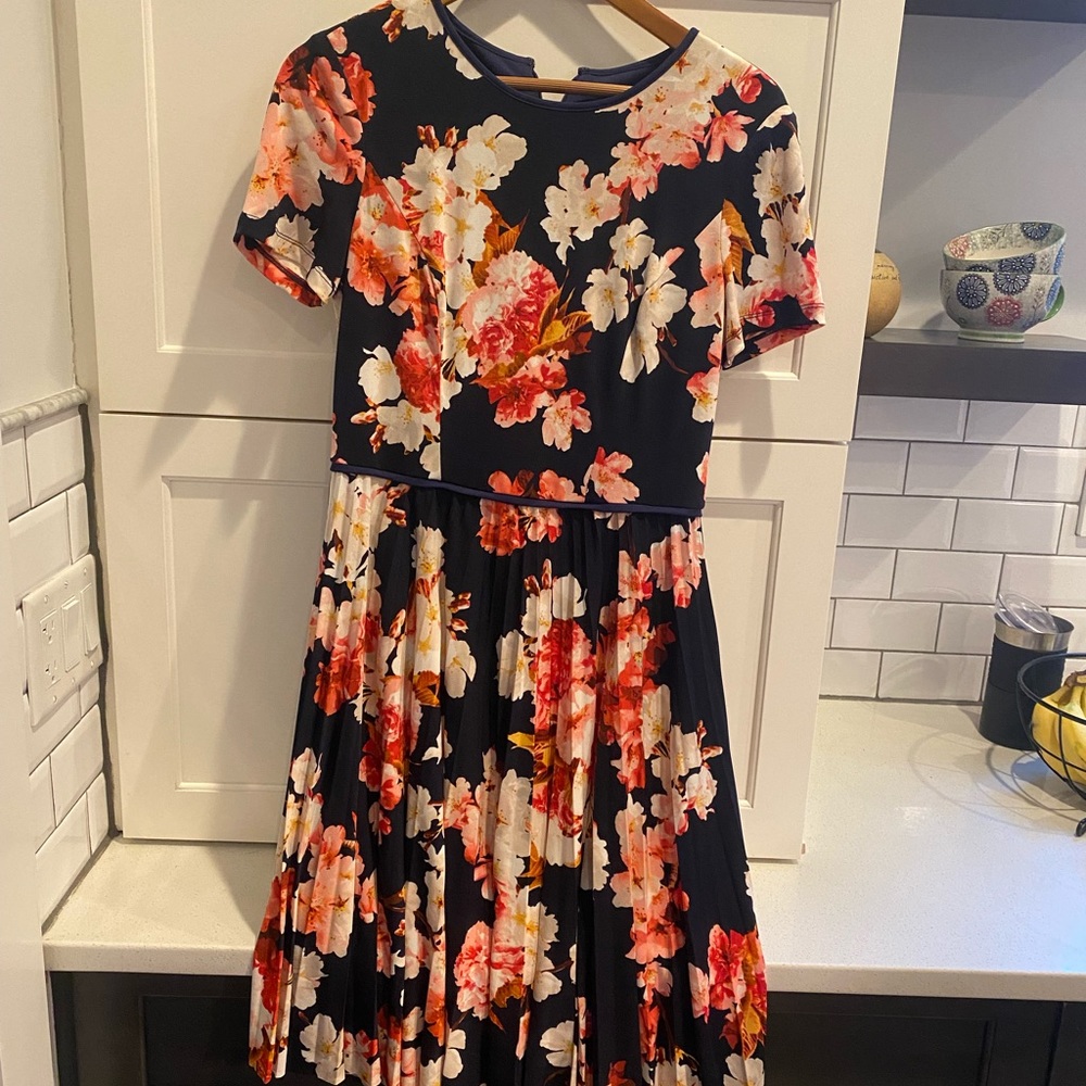 Maggie London blue floral dress Sz 8